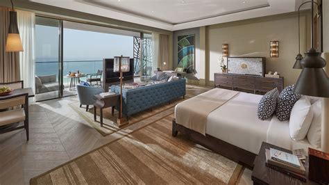 Mandarin Oriental Jumeira — Hotel Review | Condé Nast Traveler