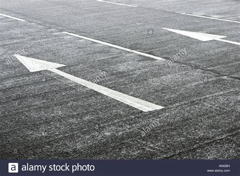 Road Markings Arrow Stock Photos & Road Markings Arrow Stock Images - Alamy