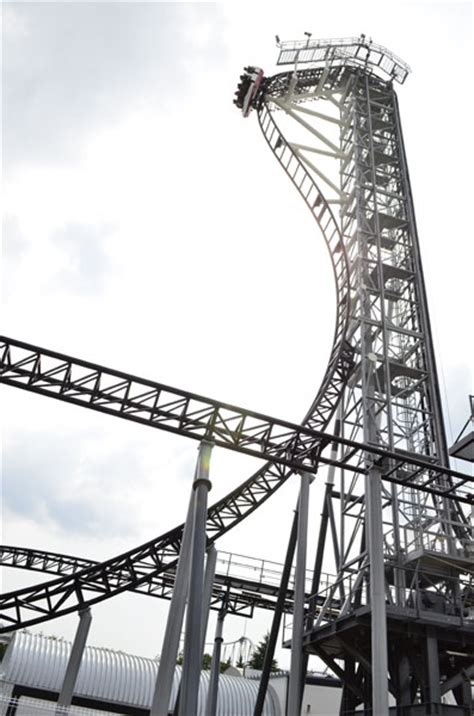 Steepest roller coaster | International Travel News