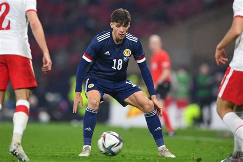 Scotland international Aaron Hickey joins Brentford from Bologna - TrendRadars