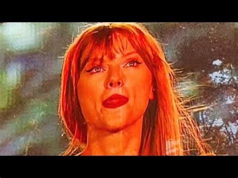 Taylor Swift crying on stage : r/tvfilmmusic