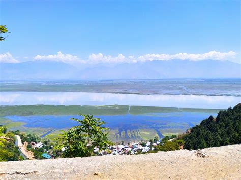 Wular Lake, Kashmir : r/Outdoors