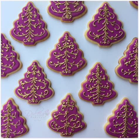 How To Decorate Christmas Tree Cookies | Dulcia Bakery