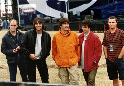 Oasis Knebworth 1996 - a superb documentary about the iconic gig!