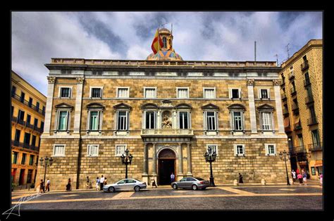 palau de la generalitat de catalunya. | Barcelona, Landmarks, Travel