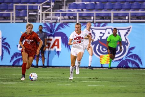 Gallery: FAU Women’s Soccer kicks off against Alabama – UNIVERSITY PRESS