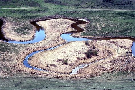 Atlas of fluvial deposits - Geological Digressions