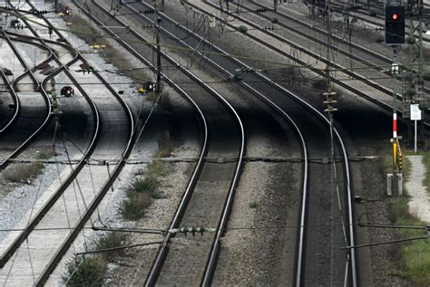 German union calls new two-day rail strike - Tuko.co.ke