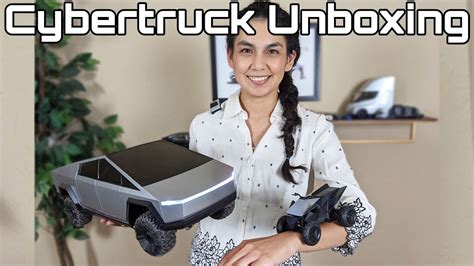 Unboxing: Hot Wheels Tesla Cybertruck 1:10 Scale with Cyberquad - YouTube