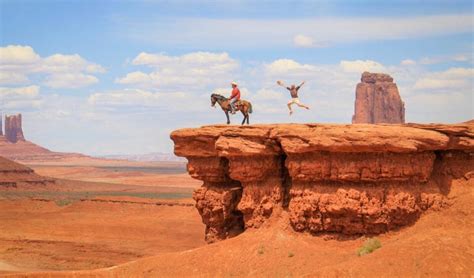 MONUMENT VALLEY TRIBAL TOURS - Monument Valley Tours