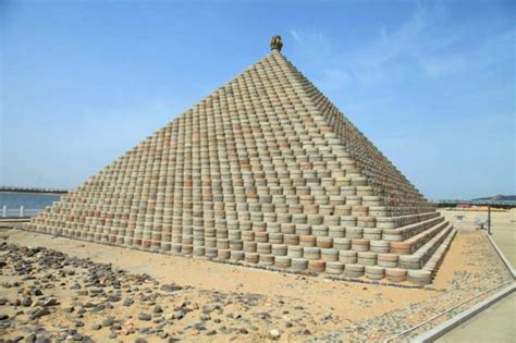 China’s mysterious 8,000-year-old pyramid 'guarded by military' that ...