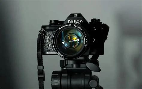 13 Essential Accessories for Your Nikon COOLPIX P1000