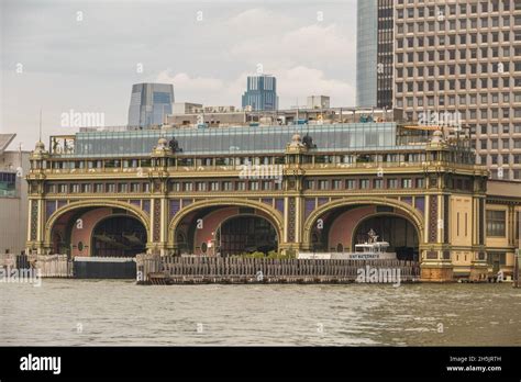 Staten Island Ferry Terminal Stock Photo - Alamy