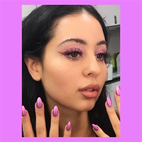 Maddy's Matching Eye and Nail Look | Maddy's Euphoria Makeup Looks ...