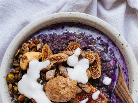 Blueberry and Millet Porridge [Vegan, Gluten-Free] - One Green Planet | Filling breakfast ...