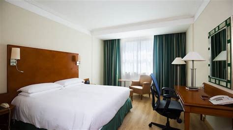 Rome Airport Hotels | Hilton Rome Airport Hotel | Fiumicino Airport