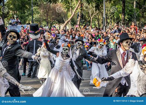 Day Of The Dead Dia De Los Muertos Parade In Mexico City - Mexico ...