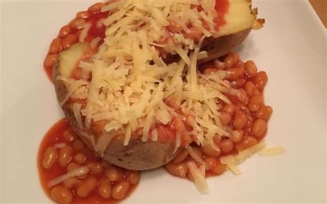 Jacket Potato, Cheese and Beans | SmallerKnickers™