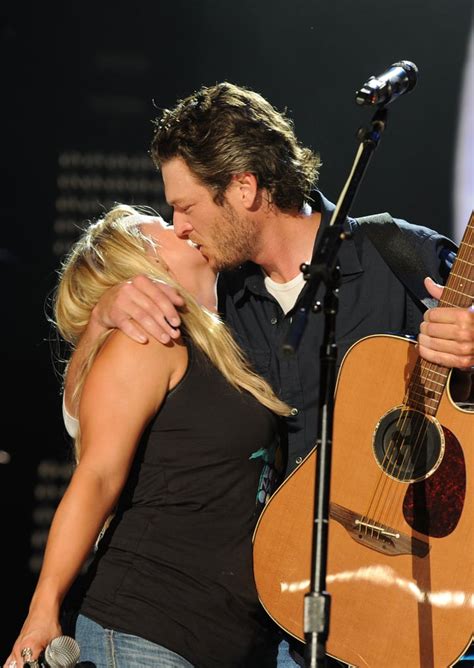 Miranda Lambert and Blake Shelton Kissing | Pictures | POPSUGAR ...