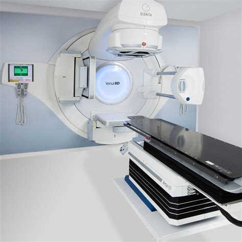 Stereotactic radiation therapy linear particle accelerator - Versa HD™ - Elekta - stereotactic ...