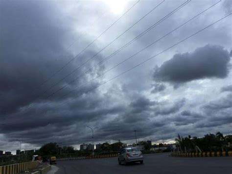 Noida weather turns pleasant as monsoon clouds cover city – India TV