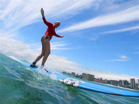 Surfing in Waikiki Group Lesson - Hawaii Discount