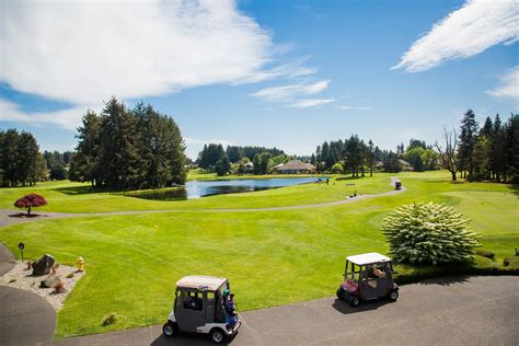 Indian Summer, Olympia, Washington - Golf course information and reviews.