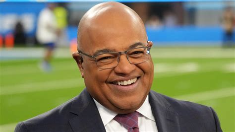 Mike Tirico explains Lions' viral 'SNF' player introductions | Yardbarker