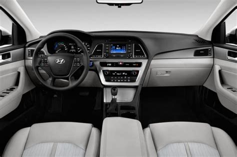 2016 Hyundai Sonata Hybrid: 79 Interior Photos | U.S. News