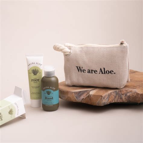 We Are Aloe | Cosmetic Bag | Royal Aruba Aloe USA