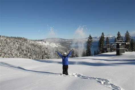 Heavenly, Homewood extend ski season