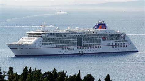 Ships in Split: Europa 2 (cruise ship, 2013)IMO 9616230