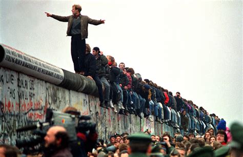 The Berlin Wall, 20 years gone - Photos - The Big Picture - Boston.com