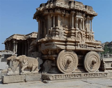 Stone Chariot at Vijaya Vitthala Temple, Hampi | Let's Travel!