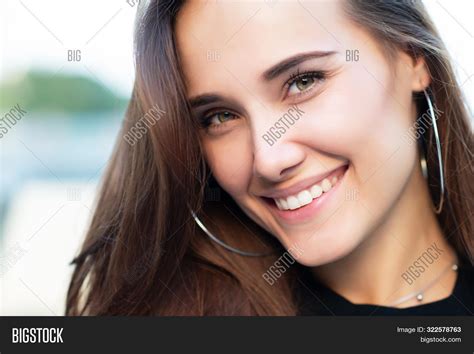 Young Attractive Woman Image & Photo (Free Trial) | Bigstock