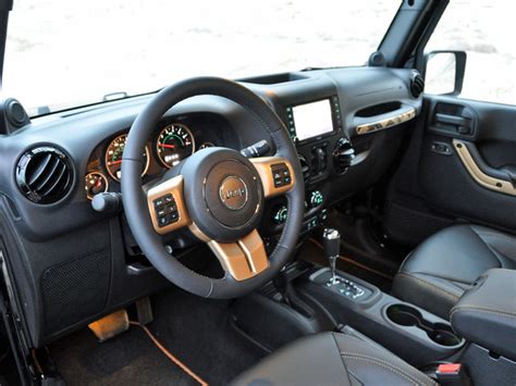 2014 Jeep Wrangler - Interior Pictures - CarGurus