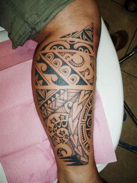 15 Unique Tribal Calf Tattoos