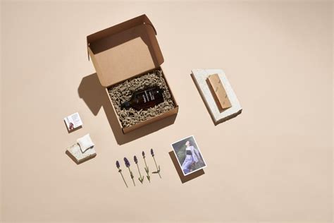 8 Brands That Have Nailed Custom Packaging Design | hellotax