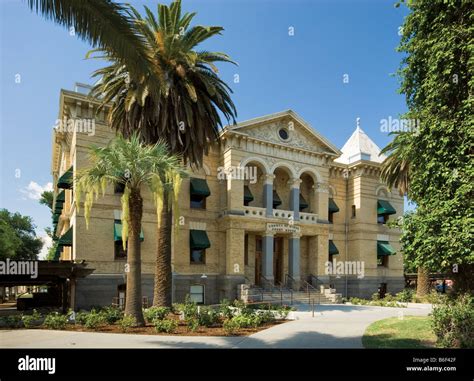 Kings County Courthouse at Courthouse Square Hanford California USA ...