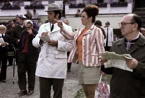 Daily Life in East Germany in 1974: Interesting Color Photographs