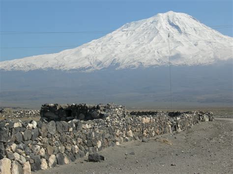 Mount Ararat tour - Guided expeditions date and price - Climbing Georgia