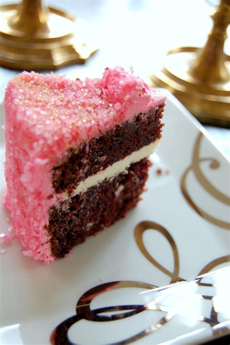 habibi: Pink + Gold + Glitter + Cake