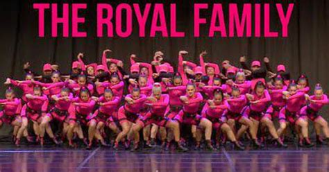 The Royal Family Dance Crew | Suis-Nous