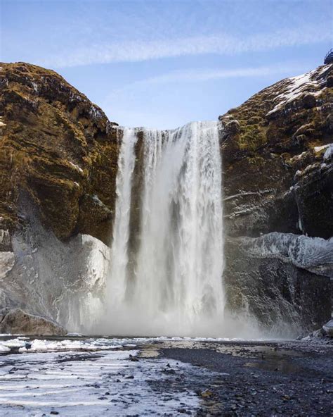 Tips and tricks for visiting Skogafoss in Winter — Walk My World