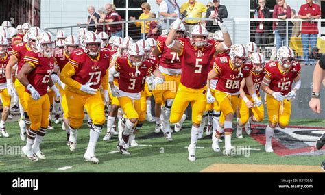 Monroe, Louisiana, USA. 24th Nov, 2018. The ULM Warhawks take the field ...