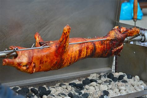 Lechon – the Philippine Version of Roast Pig - Delicious Food & Wine