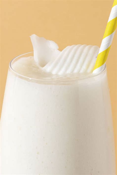 Coconut Milk Smoothie- Just 3 ingredients! - The Big Man's World