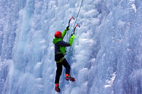 Alaska Mountain Guides & Climbing School - climbing guides - Alaska ...