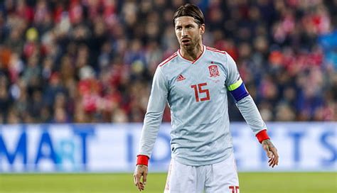 Online crop | HD wallpaper: Soccer, Sergio Ramos, Spain National Football Team, Spanish ...