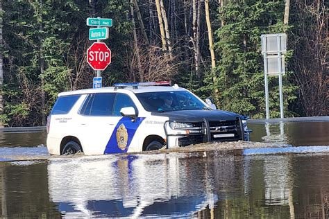 Flooding closes Glennallen schools as high water continues to inundate ...